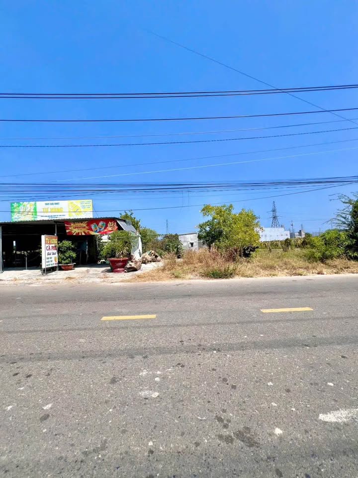 Đất thổ cư xã Hàm Liêm 100m² giá 1.69 tỷ - Khu dân cư đông đúc!