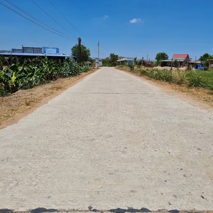 Đất thổ cư 300m² tại Xã Hàm Phú, giá chỉ 380 triệu - Cơ hội không thể bỏ lỡ!