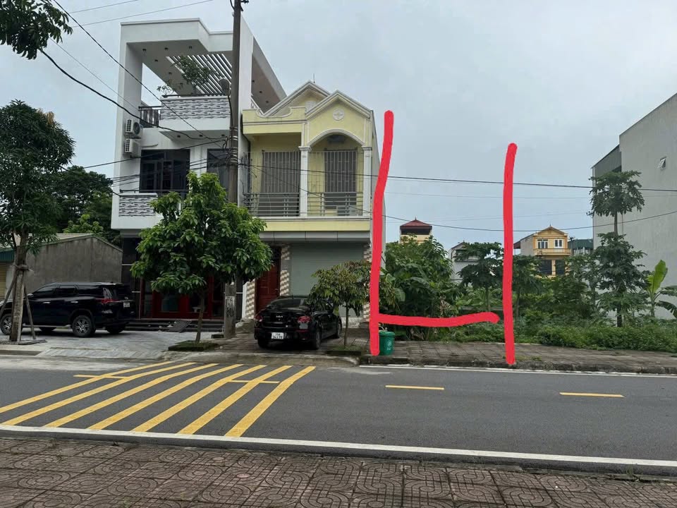 Đất nền Thị trấn Thiên Tôn 95m² giá 5 tỷ - Đường rộng thông tứ phía!