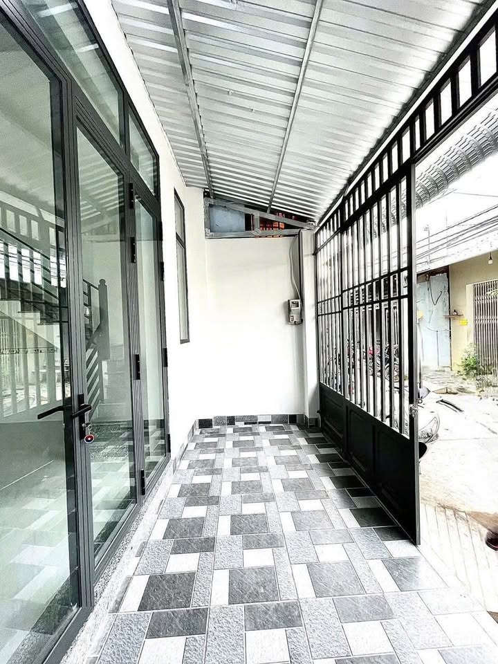Nhà phố Nguyễn Tuân, Rạch Giá 62m² giá 1.699 tỷ - Chính chủ bán gấp!