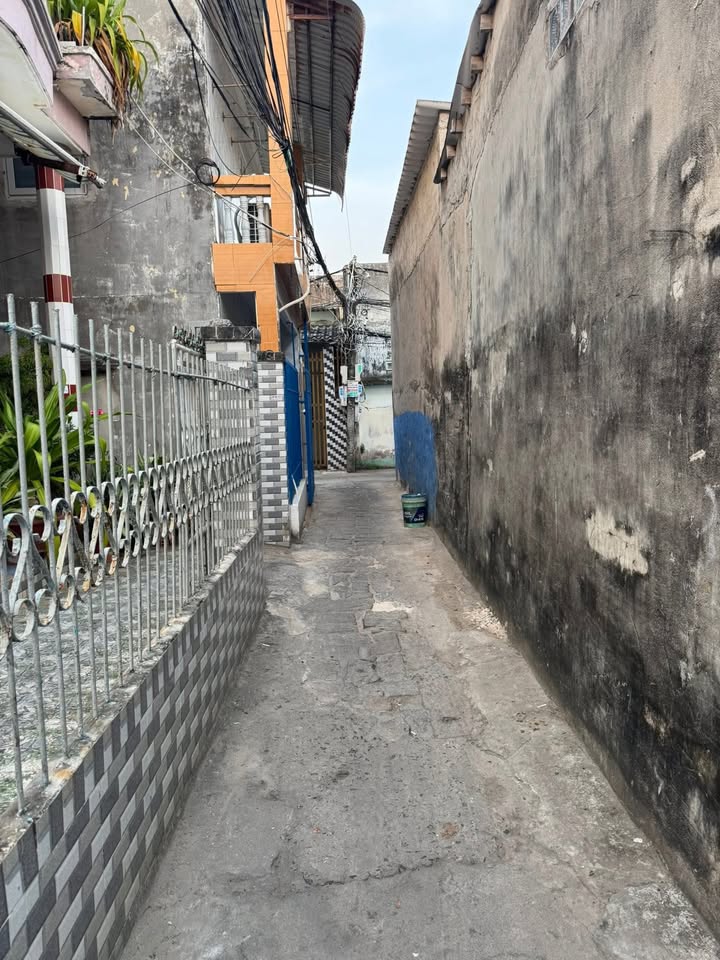 Nhà riêng Phước Tỉnh, 98m² giá 1.3 tỷ - Bán gấp 2 mặt tiền gần biển!