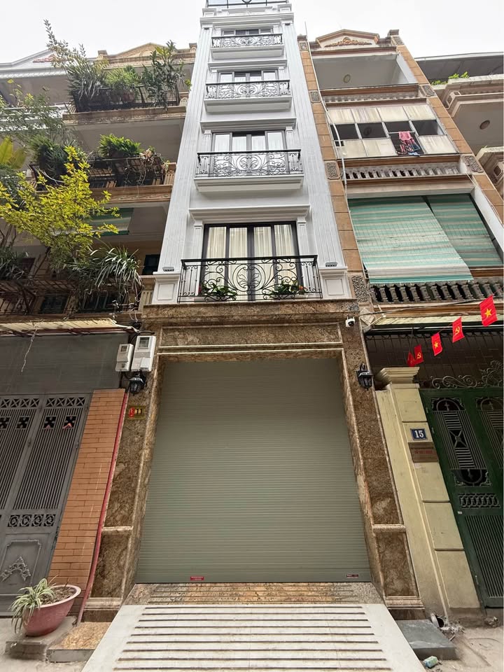 Nhà riêng Hoàng Quốc Việt, Tây Hồ 55m² giá 1 tỷ - Đầu tư sinh lời tối ưu!