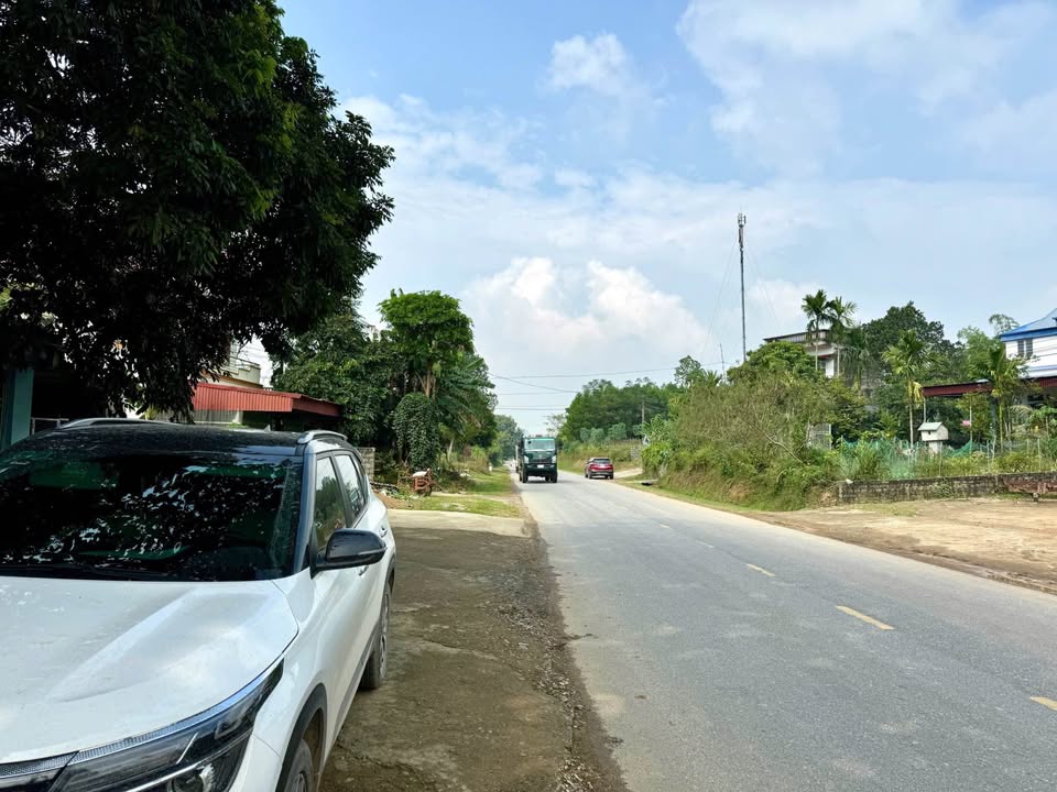 Đất ở xã Cuối Hạ, Kim Bôi 319m² giá 3 tỷ - Mặt tiền 8m, vị trí đẹp!