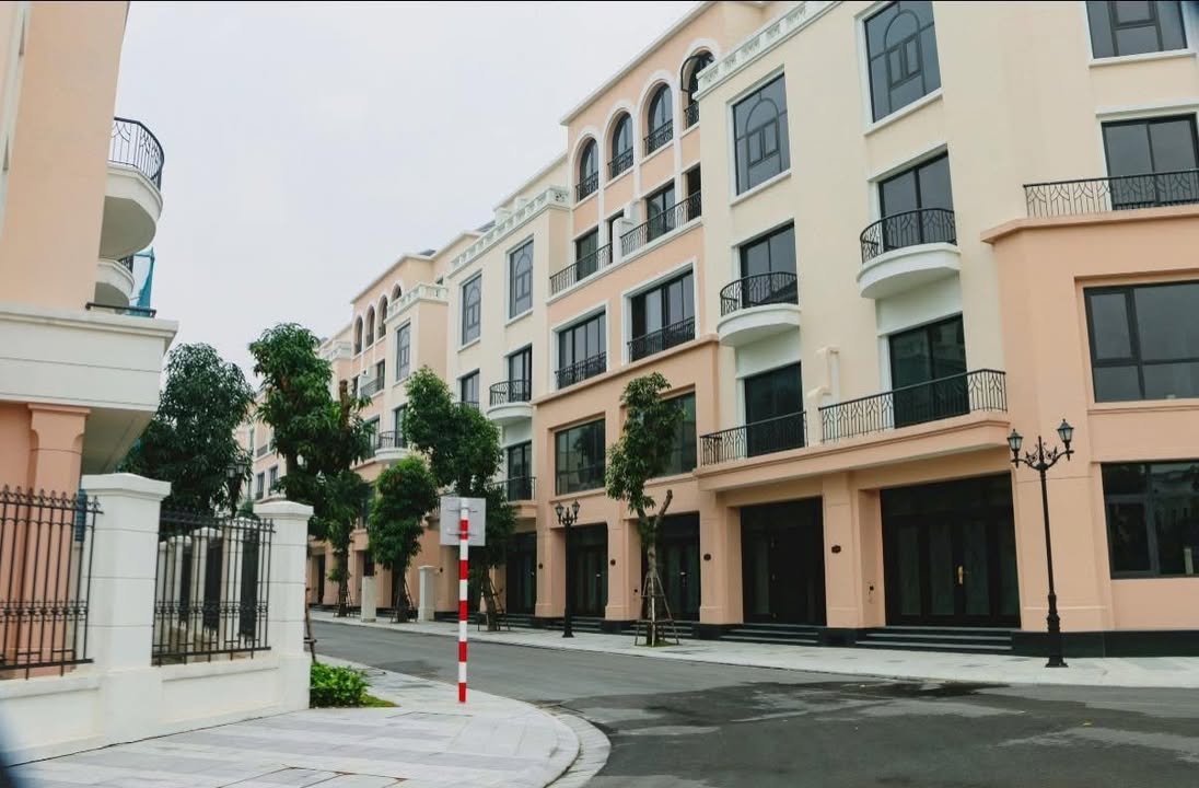 Shophouse Vinhomes Ocean Park 75m² giá 11.3 tỷ - Kinh doanh lý tưởng!