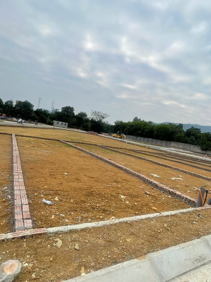 Lô đất thổ cư 50m² tại Xuân Mai, Chương Mỹ - Giá chỉ 1.8 tỷ, vị trí đắc địa!