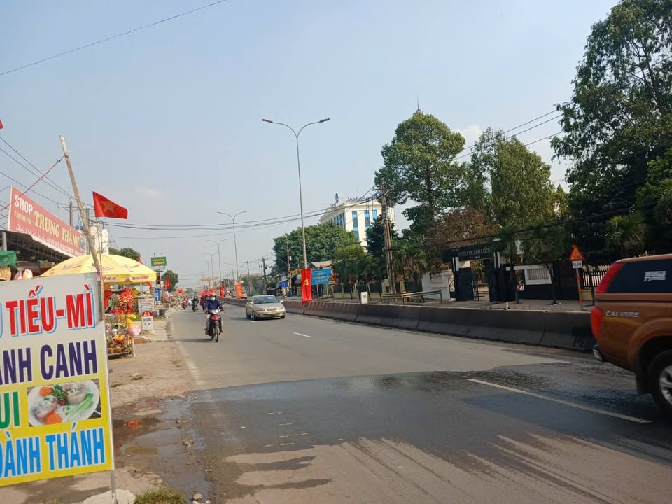 Bán FrontHouse mặt tiền Quốc lộ 22, Trảng Bàng, 325m² - Đầu tư sinh lời cao!