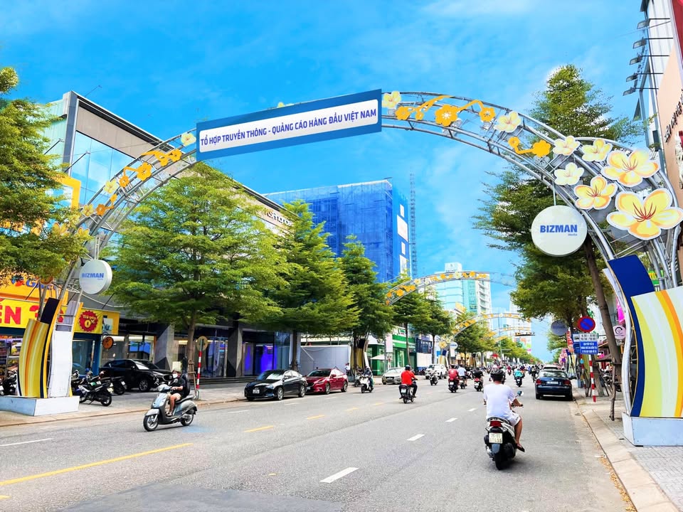 Kinh doanh FrontHouse 3 tầng mặt tiền Lê Duẩn, Hải Châu 93.5m² giá 36 tỷ - Cơ hội sinh lời cao!