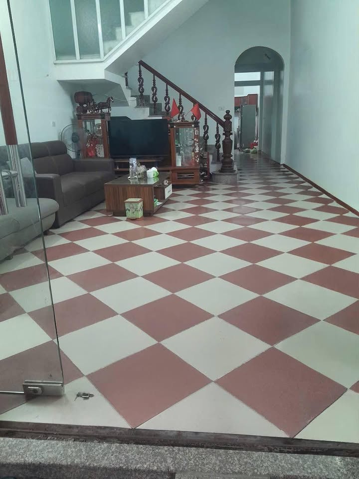 Nhà 3 tầng Đường ô tô Huyện Yên Dũng 90m² giá 3 tỷ - An cư lý tưởng!