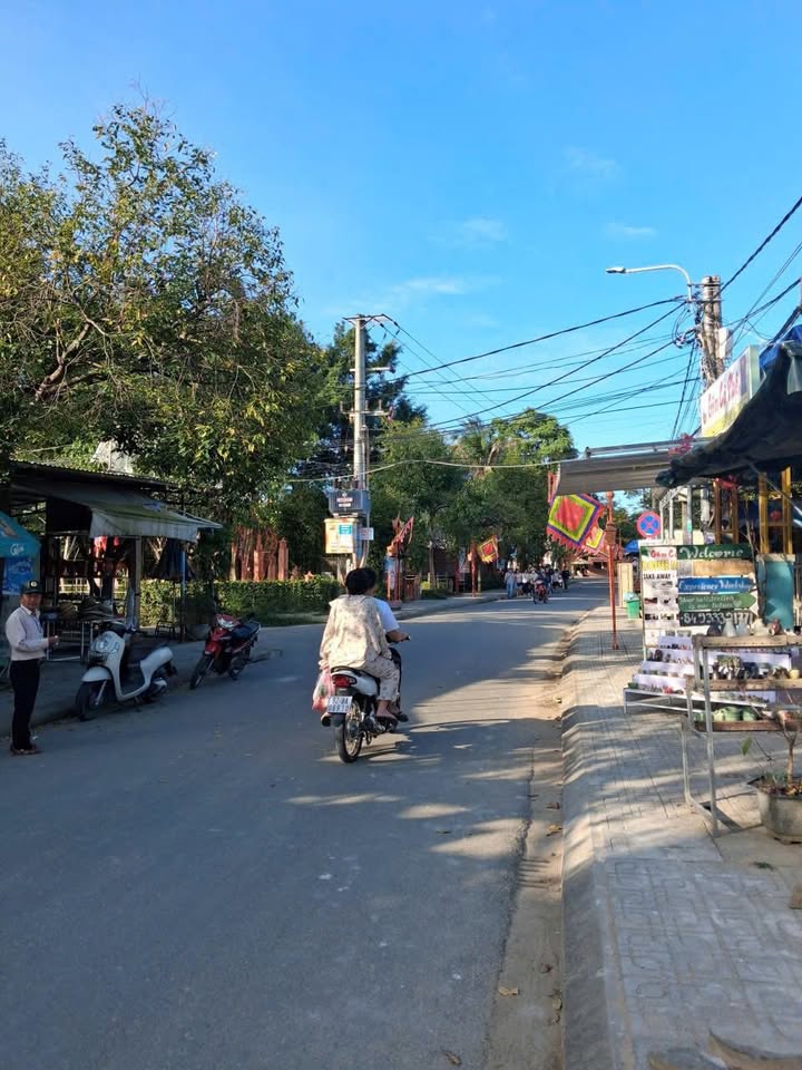 Đất nền mặt tiền Phạm Phán, Hội An 100m² giá 3 tỷ - Sổ đỏ chính chủ!