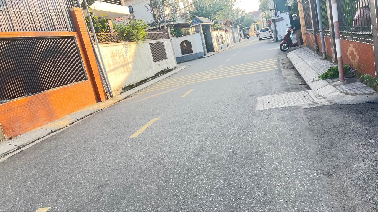 Đất 2 mặt tiền tại trung tâm TP Hà Tĩnh, 120m² giá 3.3 tỷ - Cơ hội đầu tư hiếm có!