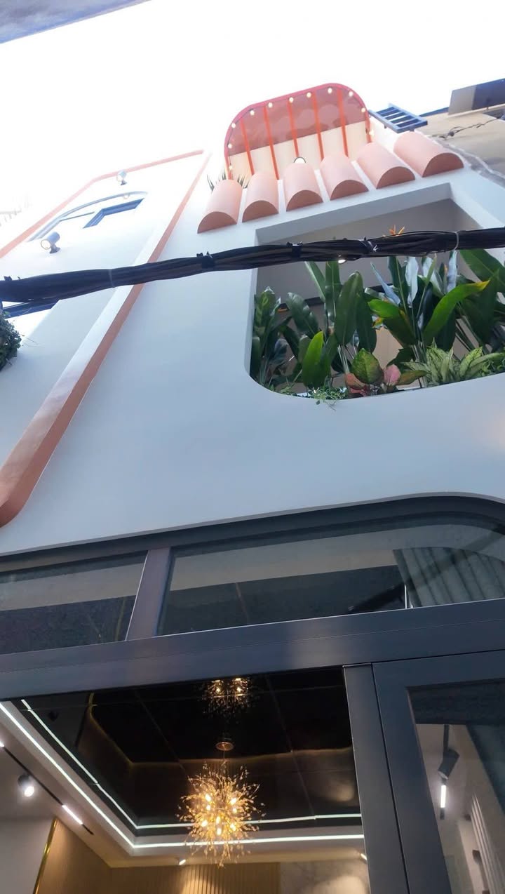 Nhà đẹp Hoàng Hoa Thám, Quận Bình Thạnh 60m² giá 3.98 tỷ - Sẵn sàng vào ở ngay!