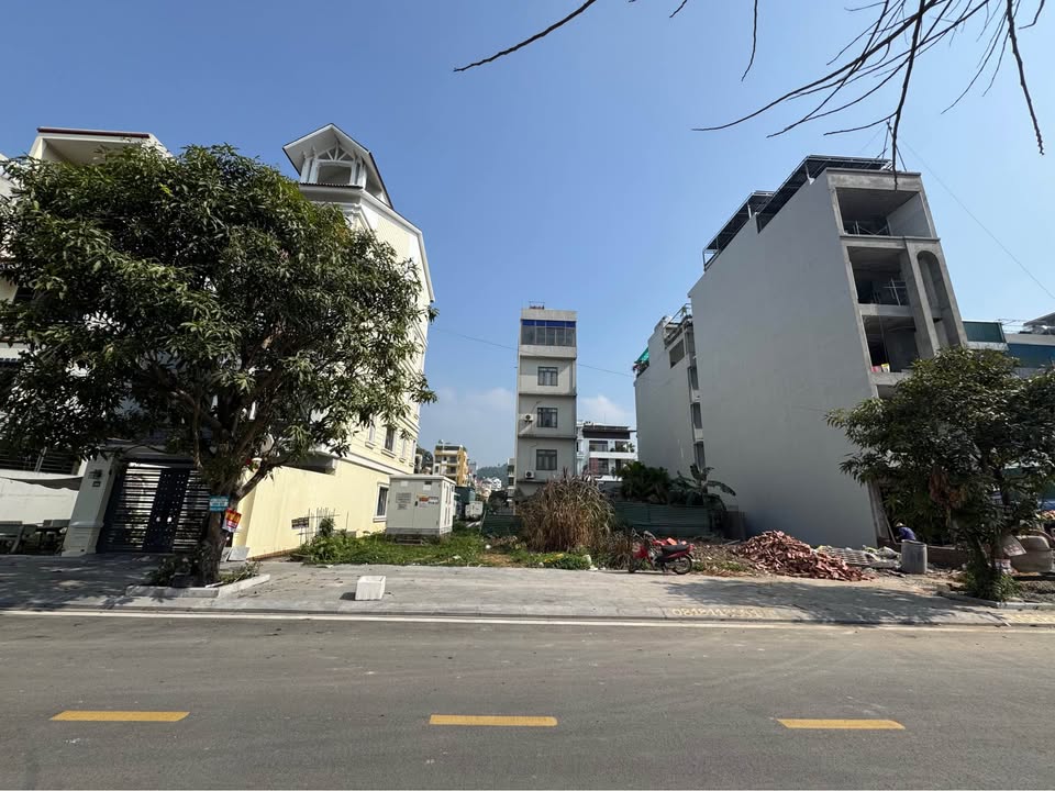 Đất nền Hồng Hải, Hạ Long 100m² giá thỏa thuận - Hướng Tây Nam view biển tuyệt đẹp!