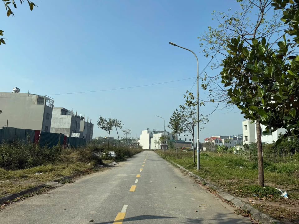 Đất mặt đường Trần Quốc Vượng, 94m² giá thỏa thuận - Vị trí kinh doanh lý tưởng!