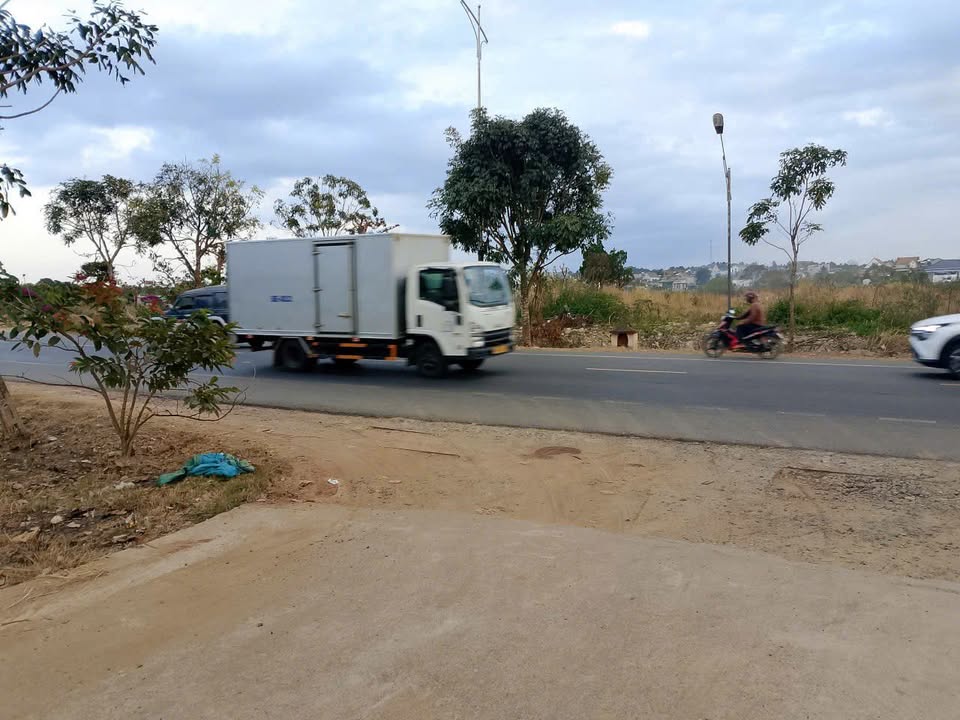 Đất nền thổ cư mặt tiền QL28B, Huyện Bắc Bình, 200m², giá 2.8 tỷ - Cơ hội đầu tư tuyệt vời!