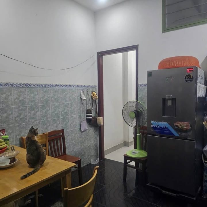 Nhà phố biển Tô Hiến Thành Đà Nẵng 75m² giá 17.5 tỷ - Vị trí đắc địa sát biển!