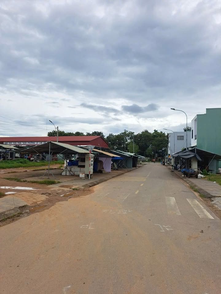 Đất nền kinh doanh tại Chợ Đầu Mối Uông Bí 56m² - Vị trí đắc địa, cơ hội đầu tư sinh lời!