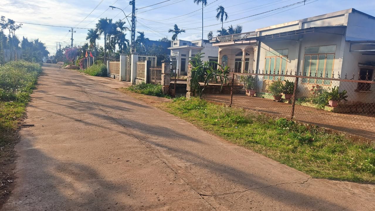 Đất 2 mặt tiền Hòa Thắng 630m² giá 2.2 tỷ - Gần hồ Chu Cáp