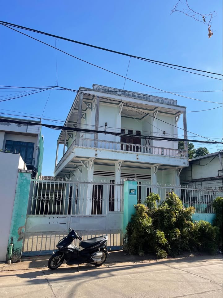 Nhà riêng mặt tiền Lê Thị Riêng, Phường Ea Kao, 330m² - Đầu tư sinh lời!