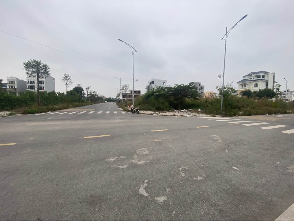 Bán lô góc Biệt thự 278m² tại Khu ĐT Nguyễn Công Trứ - Đường rộng, thoáng đãng!