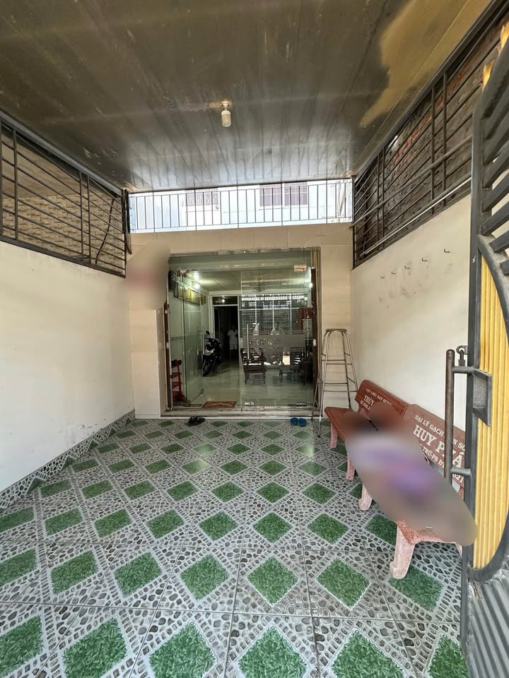 Nhà 1 trệt 1 gác lửng hẻm Thủy Sản, 66m² giá 2 tỷ - Sổ hồng chính chủ!