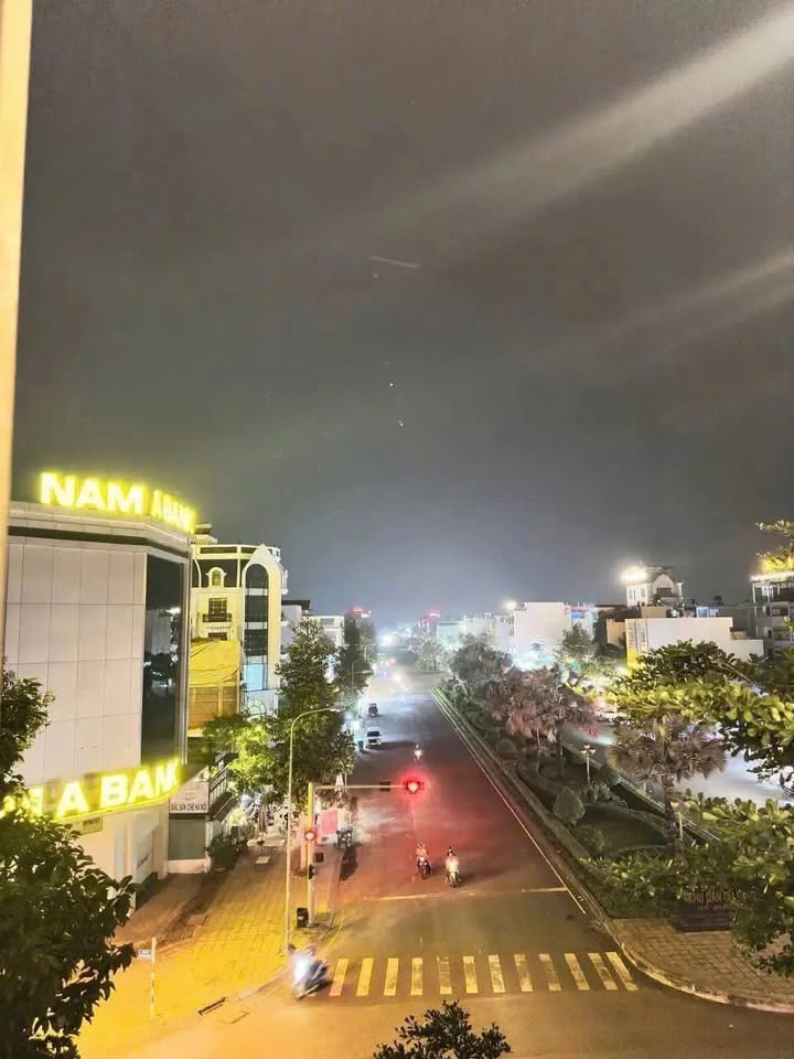 Nhà riêng KDC Đường 10, Bến Lức, Long An 100m² giá 7 tỷ - Chính chủ bán gấp!