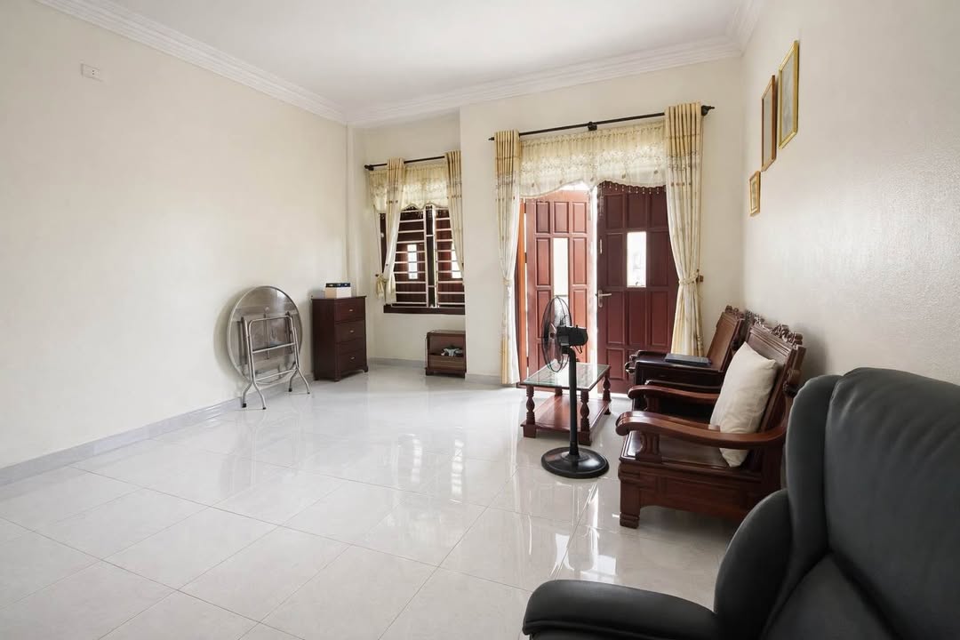 Nhà phố Sơn Trà Đà Nẵng 125m² giá 6.4 tỷ - Vị trí hiếm, ô tô tránh