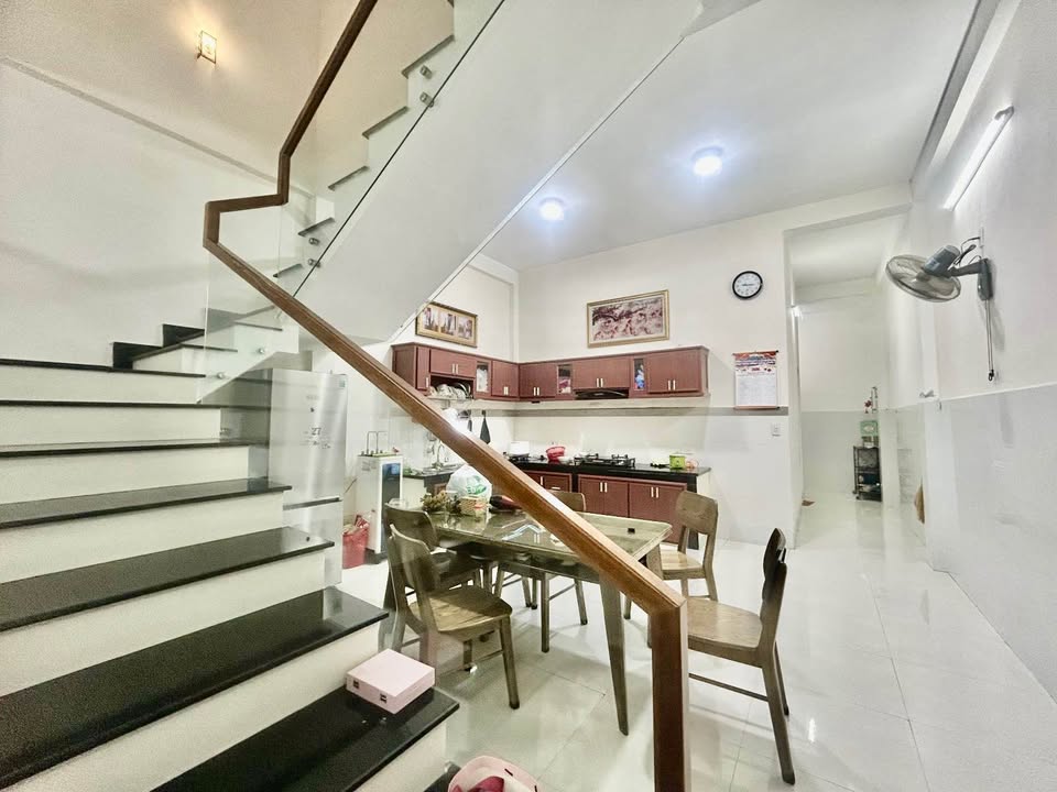 Nhà 2 tầng 105m² tại Liên Chiểu giá 4 tỷ - Ô tô vào tận nhà!