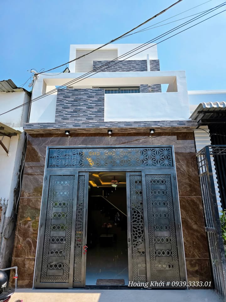 Nhà lầu 2 tầng hẻm 483 đường 30/4, Tân An, Cần Thơ giá 3.68 tỷ - Kinh doanh thuận lợi!