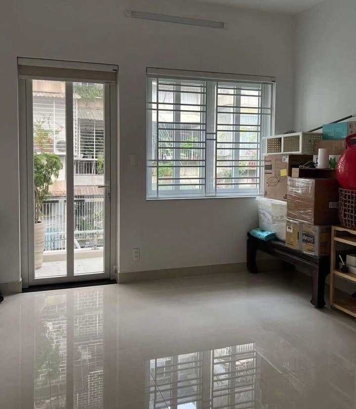 Nhà 3 tầng Khu Bộ Công An Trần Não, An Khánh 54m² giá 12 tỷ - Ô tô đậu trước nhà