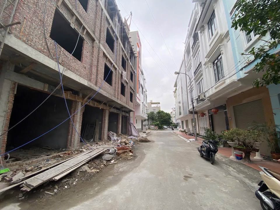 Bán Nhà 4 Tầng Mặt Đường TDC Sao Sáng, Hải An - Tiềm Năng Kinh Doanh