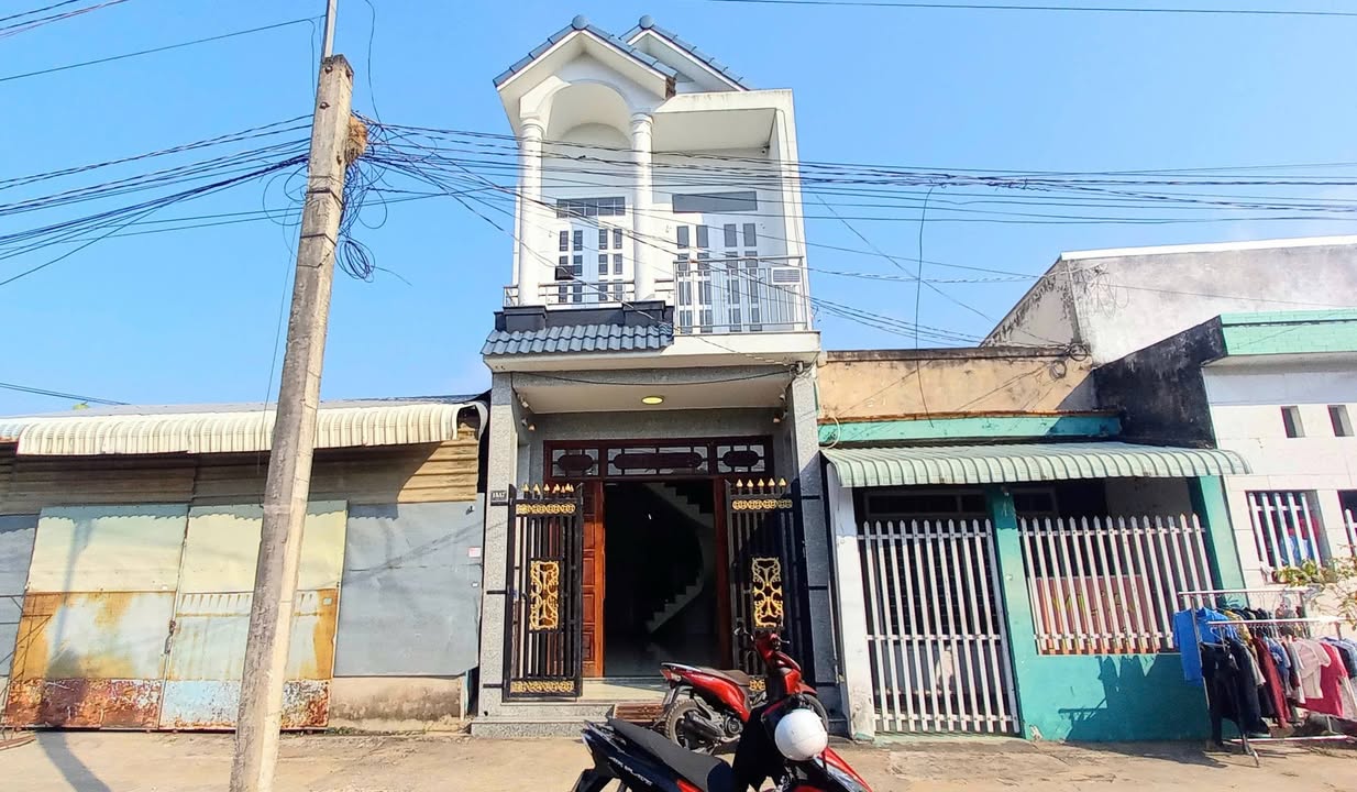 Nhà lầu đẹp tại ấp Đồng Trung An, Mỹ Tho 56m² - Vị trí đắc địa, ô tô tới nhà!