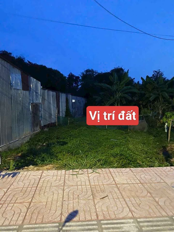 Mặt bằng kinh doanh Vũng Liêm 252m² giá 2.5 tỷ - Sang nhượng gấp chính chủ!