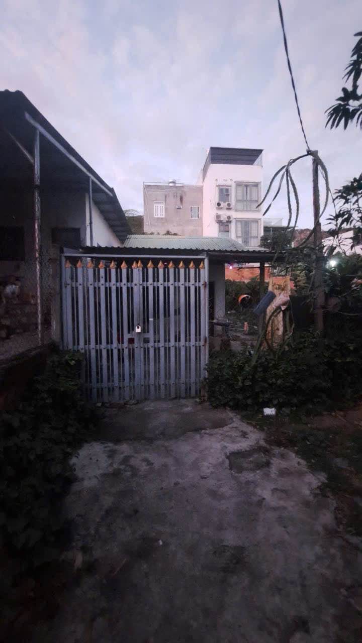 Đất mặt tiền Hoà Bắc Vĩnh Hoà Nha Trang 185,5m² giá 7,5 tỷ - Cơ hội đầu tư tuyệt vời!