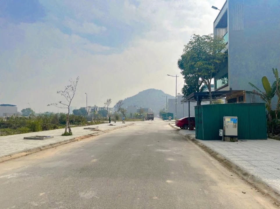 Đất nền tđc Núi Long, Phường Đông Vệ, 75m² giá 4 tỷ - View công viên tuyệt đẹp!