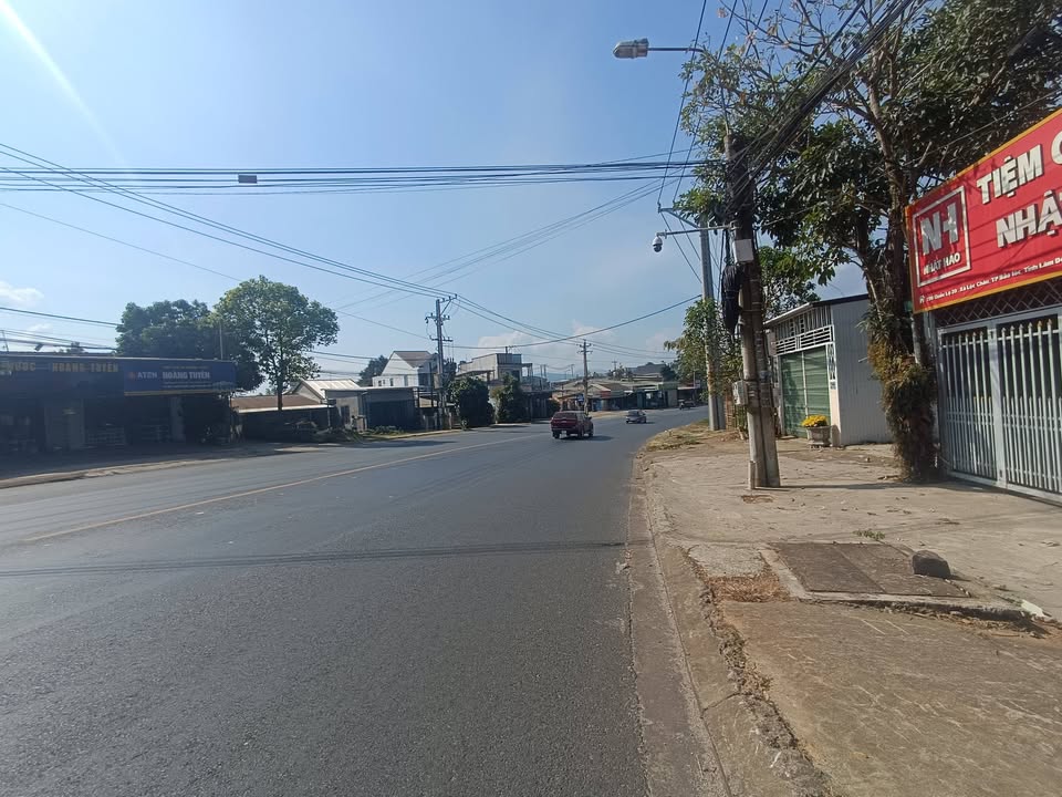 Bán nhà góc 2 mặt tiền Quốc lộ 20, Bảo Lộc 180m² - Đầu tư sinh lời!