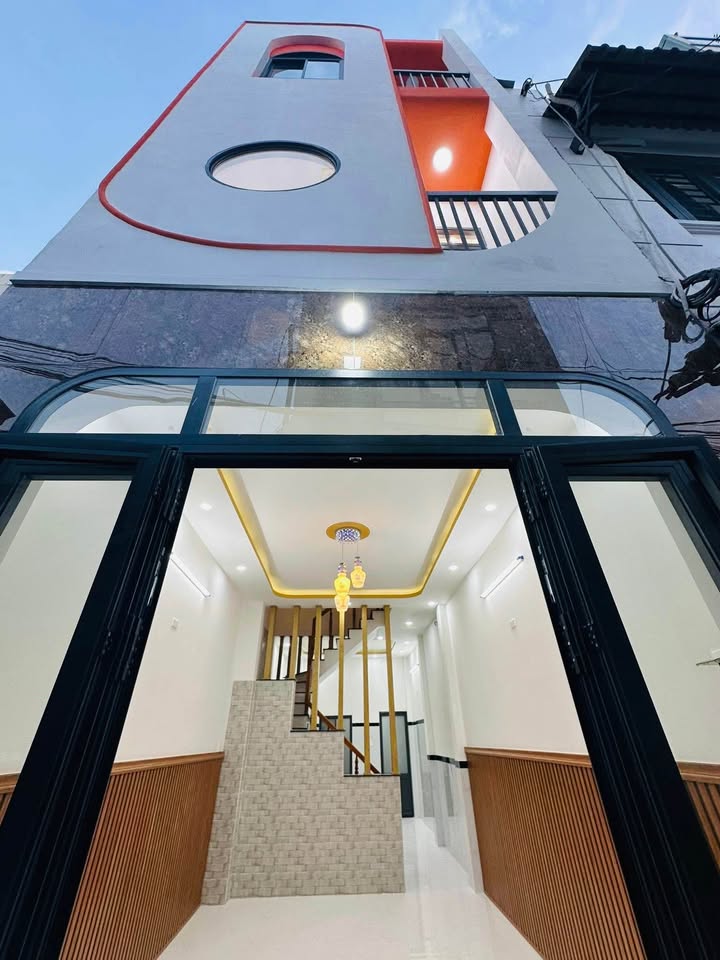 Nhà phố 3 tầng hẻm cạn đường Nguyễn Thị Minh Khai 40m² giá 2.95 tỷ - Thiết kế đẹp lung linh