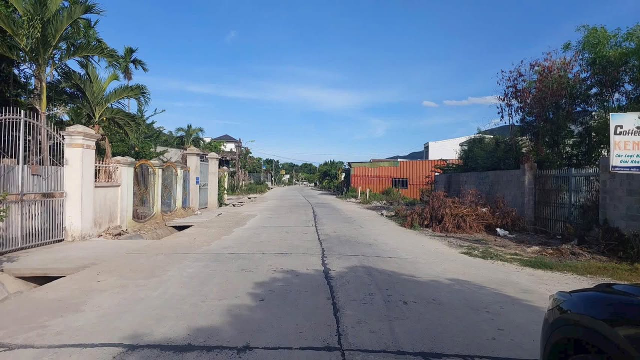 Đất nền liền kề đường Thái Khang, Nha Trang 2194m² giá 18 tỷ - Cơ hội đầu tư hấp dẫn!