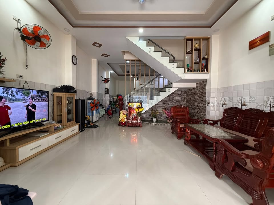 Nhà gần biển Vĩnh Phước Nha Trang 71m² giá chỉ 4,8 tỷ - Sẵn sàng vào ở ngay!