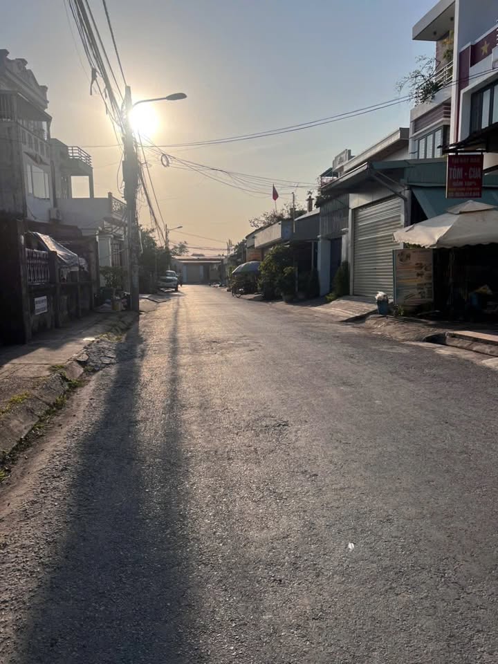 Đất mặt đường Hạ Đoạn 3 - Nam Hải, Hải An, 71.5m² giá 4.2 tỷ - Sổ đỏ chính chủ!