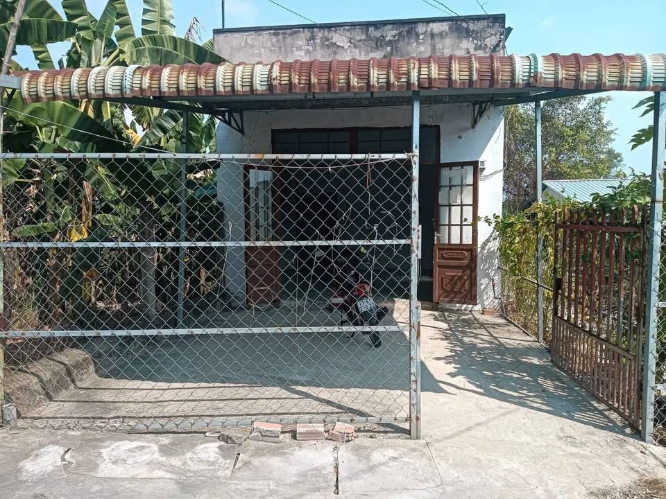 Nhà nguyên căn cho thuê tại Phường Tương Bình Hiệp, Thủ Dầu Một - Giá 3 triệu/tháng, chỉ cần dọn vào ở ngay!