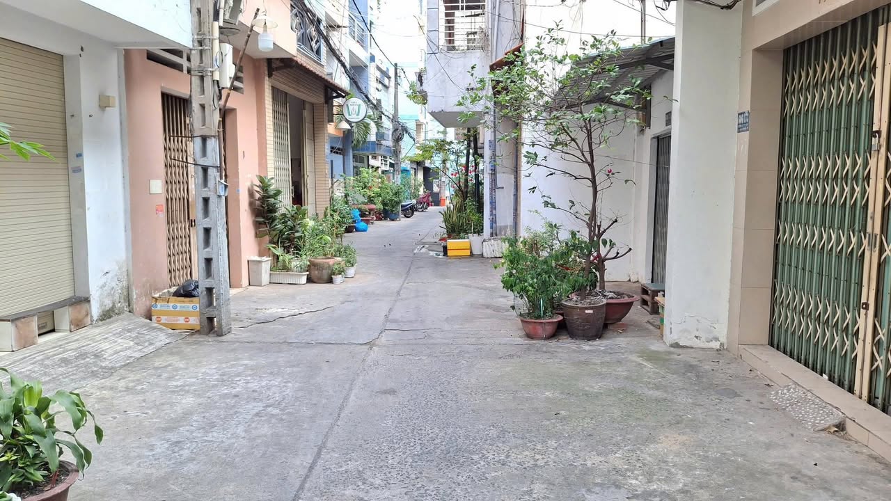 Nhà phố 2 tầng Quận 10 - 48m² giá chỉ 9 tỷ - Sẵn sàng vào ở ngay!