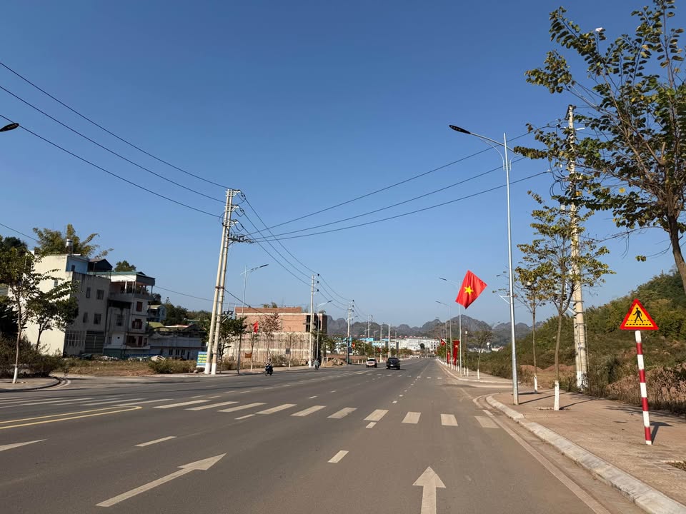 Đất mặt đường 31m Thành phố Sơn La 150m² giá 3 tỷ - Kinh doanh đắc địa!