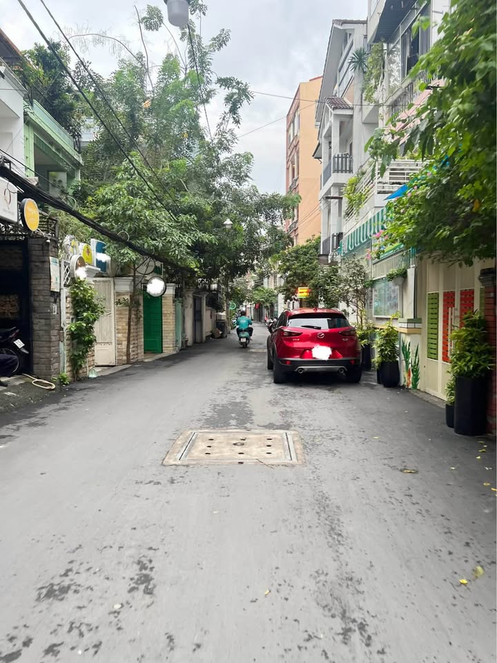 Nhà phố Nguyễn Gia Trí, Bình Thạnh 80m² giá 14 tỷ - Tiện xây mới ngay!