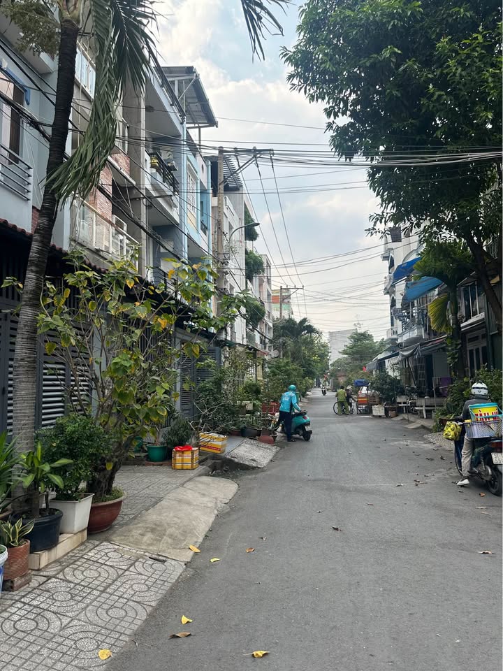 Nhà hẻm xe hơi Quang Trung, 45m² giá 5.53 tỷ - Khu dân trí cao