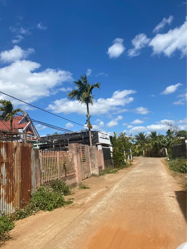 Lô đất 600m² tại Buôn Kroa B, xã Cuôr Đăng, giá 2.4 tỷ - Tiềm năng sinh lời cao!