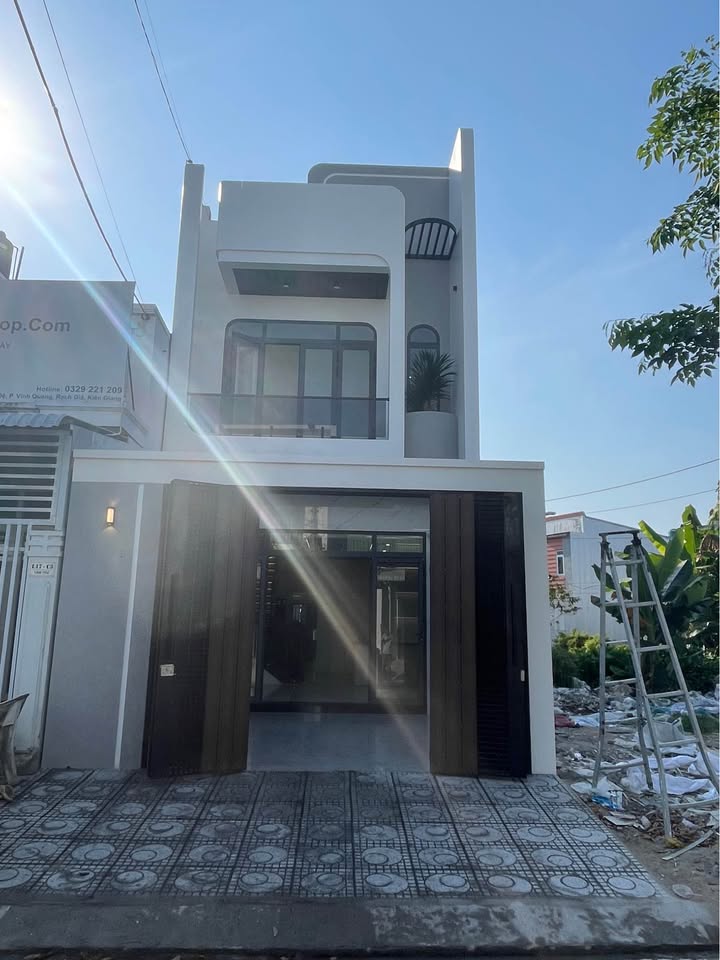 Nhà phố khu TĐC Vĩnh Quang - Phường Vĩnh Ngươn - 91m² - Nhà kiên cố, thuận tiện ở ngay!