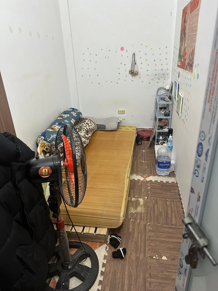 Phòng trọ đẹp tại Trần Duy Hưng, 16m² chỉ 1.7 triệu - Vào ở ngay!