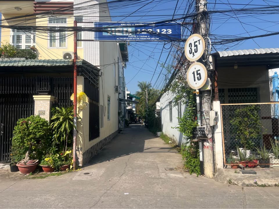 Nhà trệt lửng hẻm 1 đường Trần Vĩnh Kiết 90m² giá 2.98 tỷ - Ô tô đậu trước nhà!