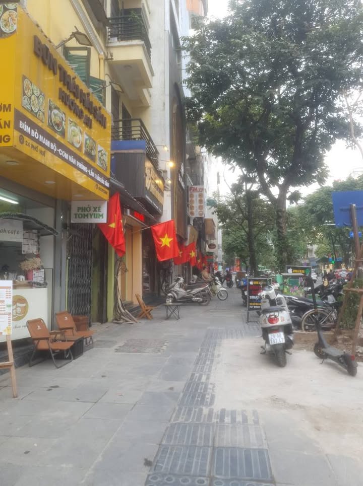Đất vàng Phố Huế, Quận Hai Bà Trưng, 200m² - Vị trí đắc địa cho tòa building!