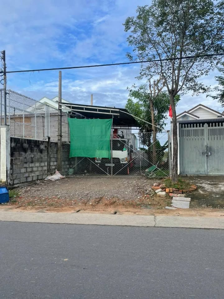 FrontHouse Ngô Đức Tốn, Bình Thuận 192m² giá 2.3 tỷ - Mặt tiền kinh doanh lý tưởng!